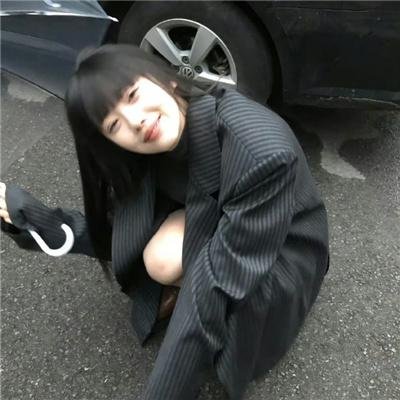 小孩好黑